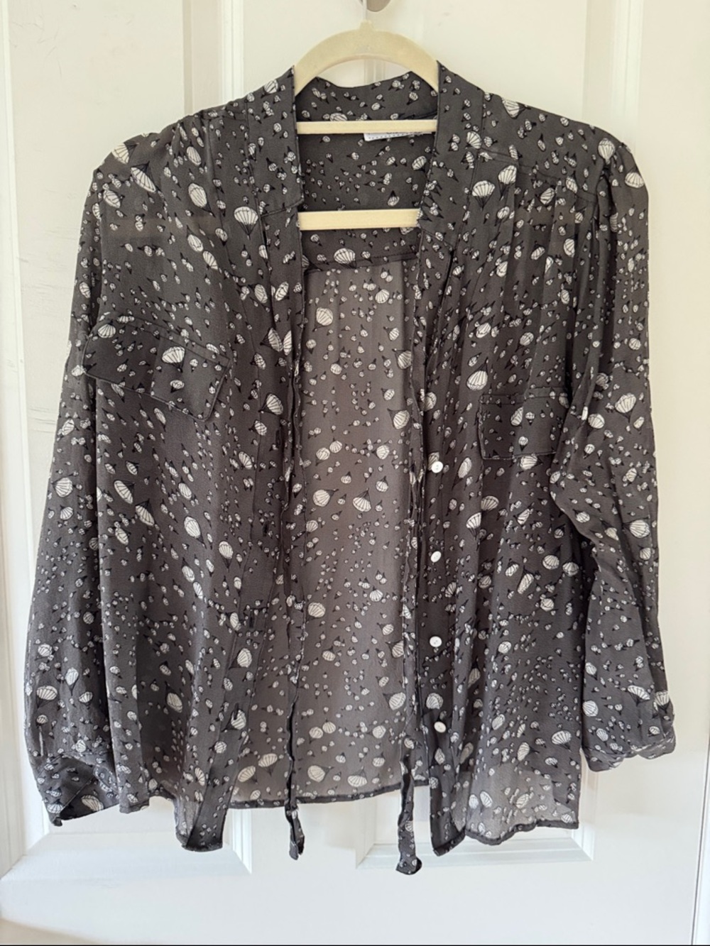 Women’s Gray Sheer Printed Button-Front Blouse